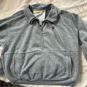 LOGO EMBROIDERY HALF ZIP SWEATSHIRT - HEATHER GREY